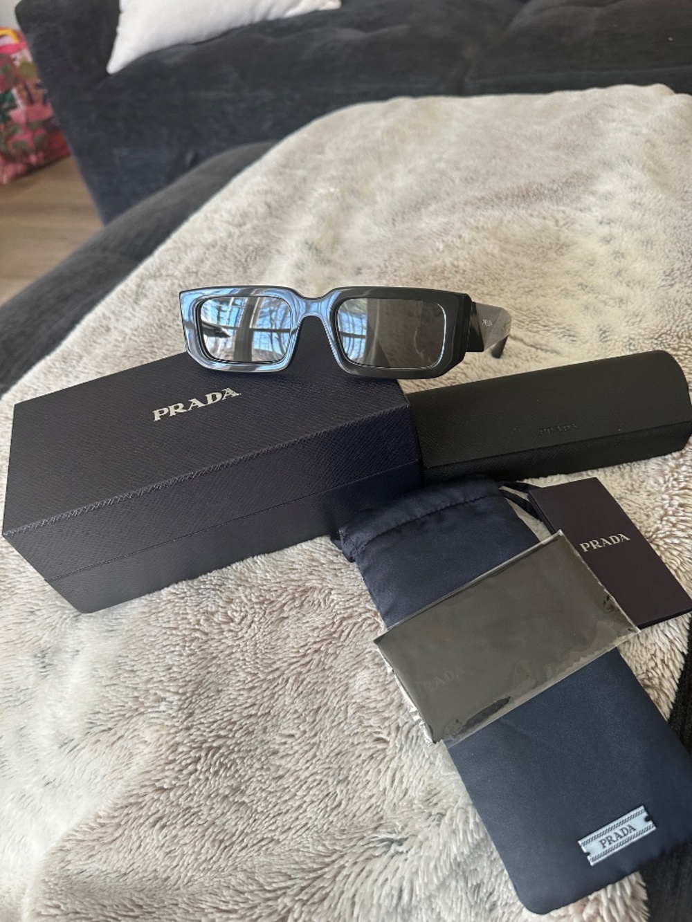 Prada Sunnies - Picture 2 of 4